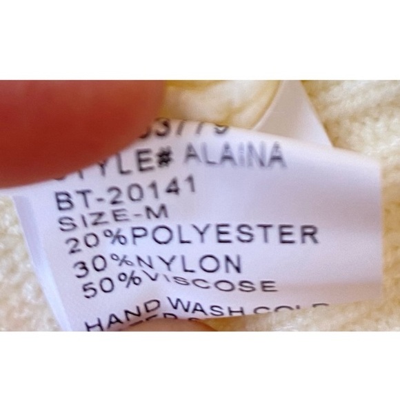 Balboa size M One-Shoulder sweater - Picture 9 of 9